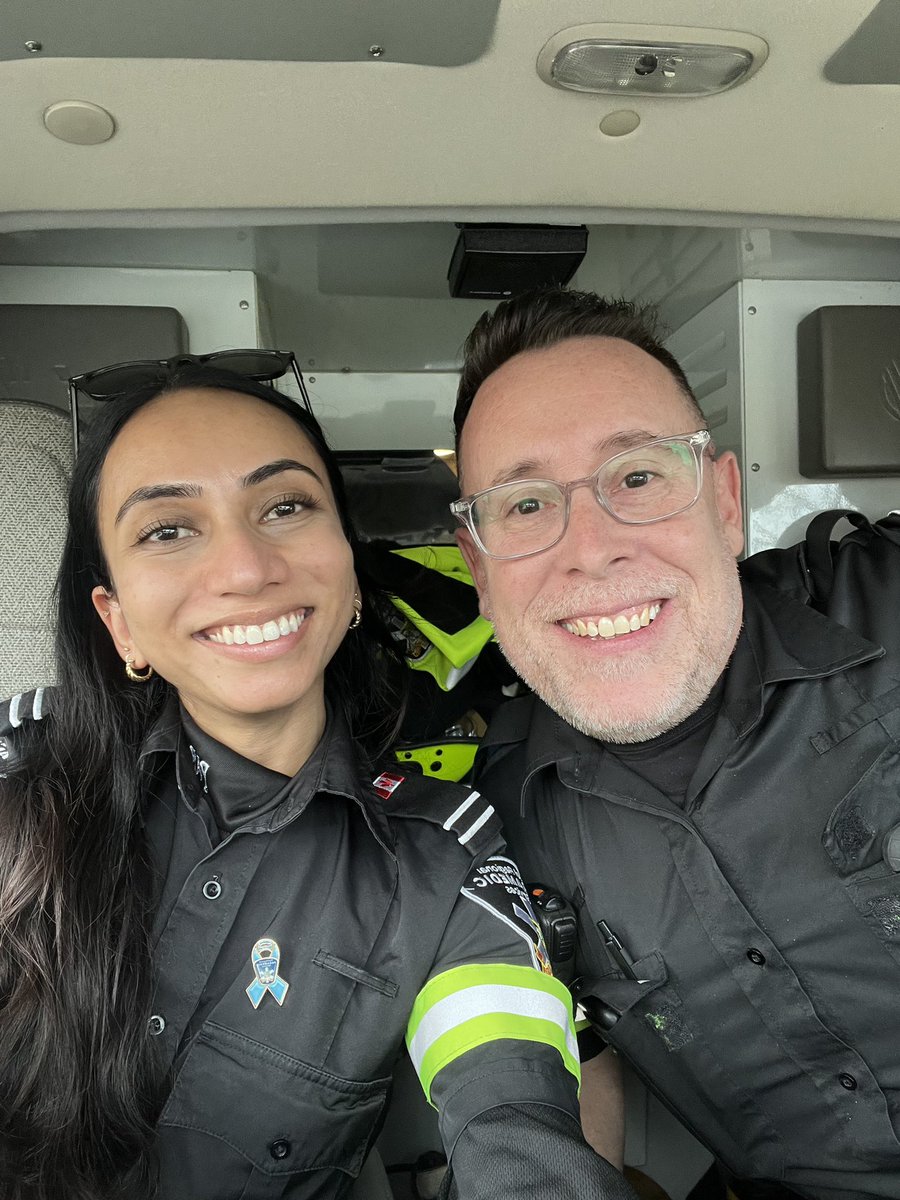 Nothing makes our professors happier than seeing graduates serve their community with care &amp; compassion - unless, of course they get to work alongside them! Today two of our professors had the chance to hop on the ambulance with alumni, working together to make a difference 🚑😊