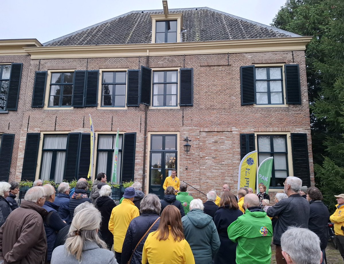 Vandaag vierden we het vijftigjarig bestaan van het PAK en Rosendael ‘74. Twee lokale partijen die zich al sinds 1974 inzetten voor o.a. het behouden van de zelfstandigheid van ons mooie kasteeldorp. Op naar de volgende vijftig jaar!