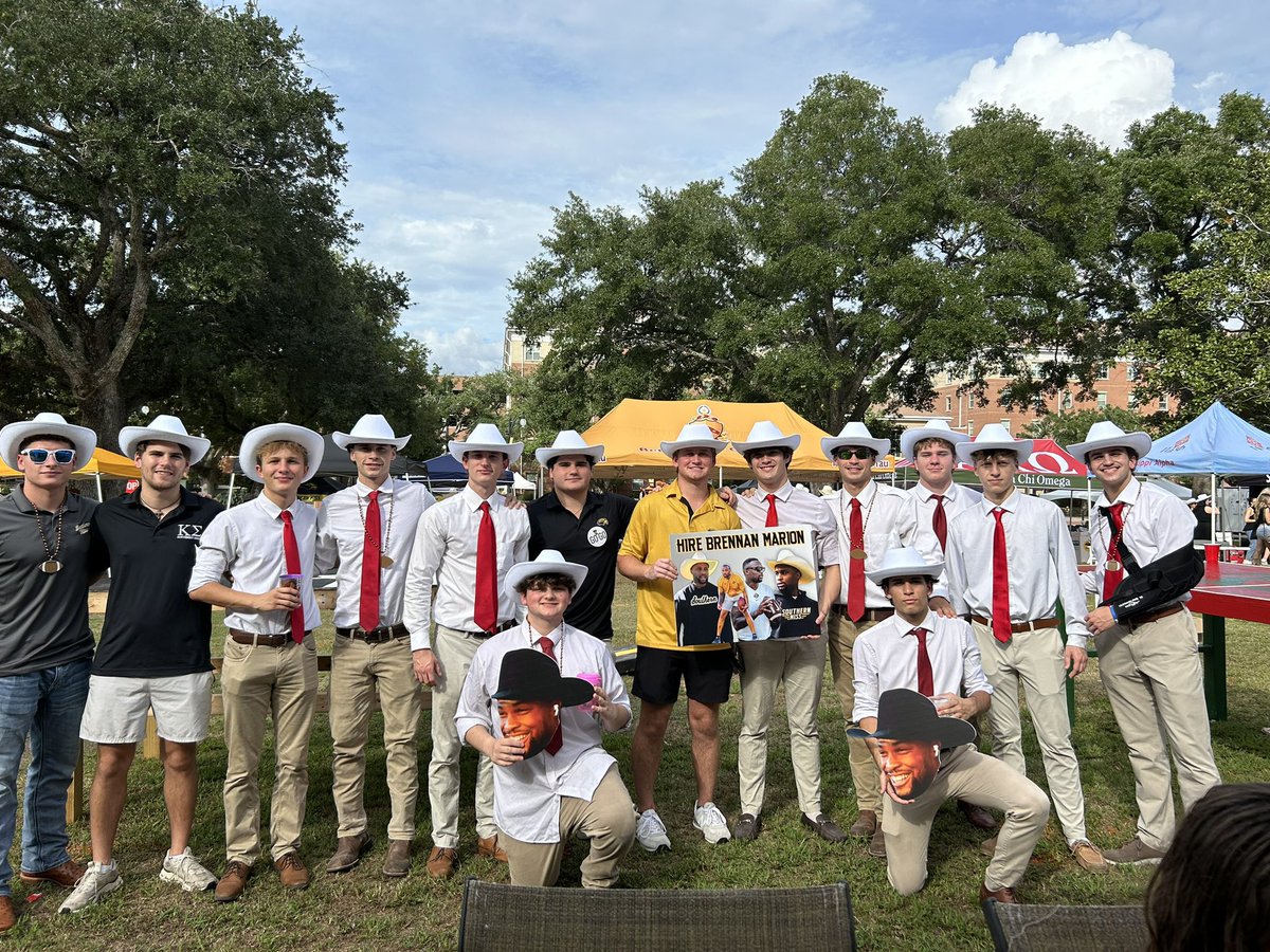 In a year where this admin/coaching staff has given these student so little to rally around, me and the fellas decided to give them a glimpse into what could be.
Look into <a href="/BrennanMarion4/">Coach Marion</a>, you’ll be really glad you did
#SMTTT