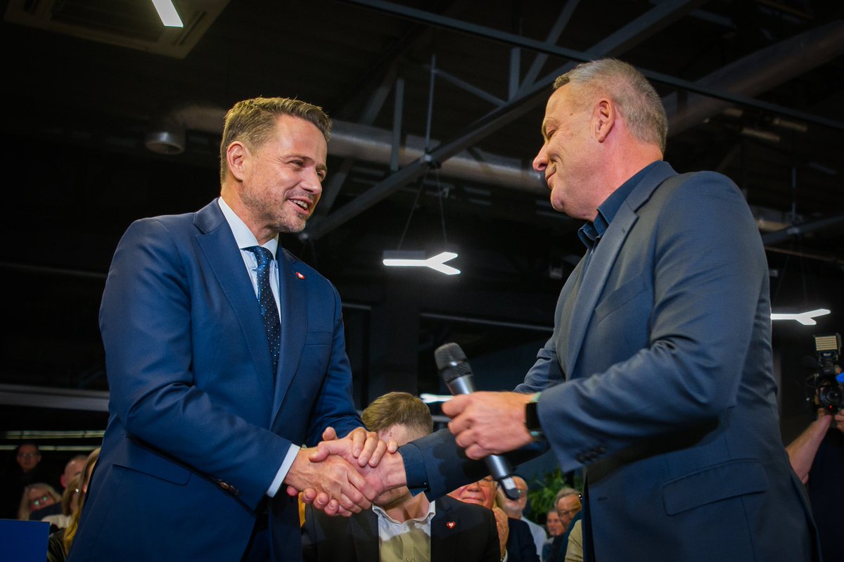 Już niedługo w prawyborach Koalicja Obywatelska zdecyduje, kto będzie jej kandydatem w wyborach na Prezydenta RP. Ja jestem gotowy i zdeterminowany, żeby kandydować i walczyć w tych kluczowych wyborach o zwycięstwo. Ale niezależnie od tego, na kogo postawimy - jestem pewien, że z