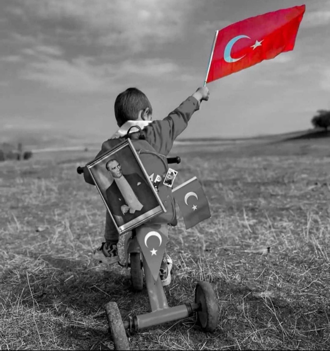 Açtığın yolda,gösterdiğin hedefe...🫡

#10Kasim