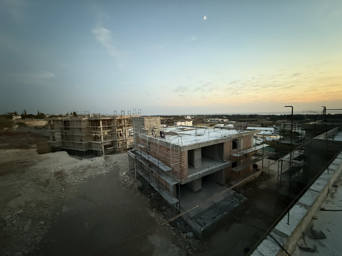 𝙩𝙤𝙢𝙖𝙨𝙯 tweet media