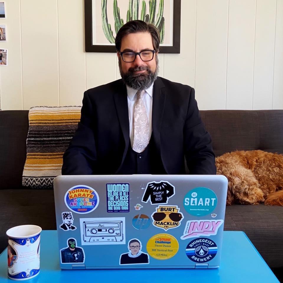 If any 🏳️‍🌈 or 🏳️‍⚧️ couples want to get married before January I am ordained in Indiana and will perform your ceremony for free.