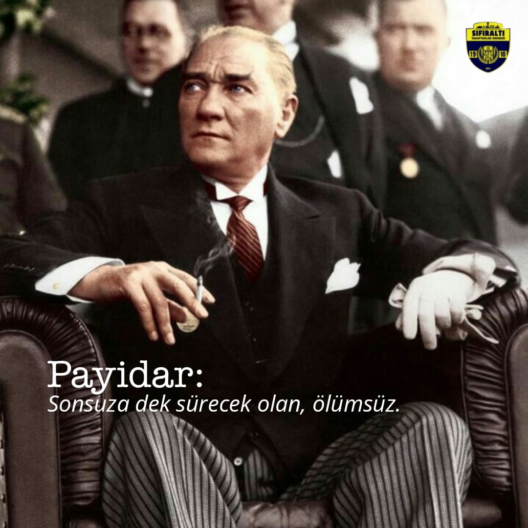 Büyük ölülere matem gerekmez, fikirlerine bağlılık gerekir. 

Aramızdan 𝙗𝙚𝙙𝙚𝙣𝙚𝙣 ayrılışının 86. yılında ulu önder Mustafa Kemal Atatürk'ü Saygı ve Rahmetle anıyoruz.

#OnKasım