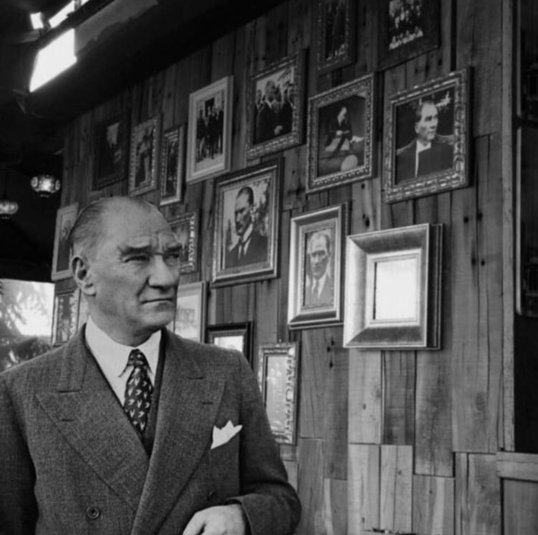 AlkanCimbom's tweet image. Kasım'da #aşk başkadır 
Çünkü bize 
Ölümsüz bir
#Aşkı hatırlartır
#10kasım193oo