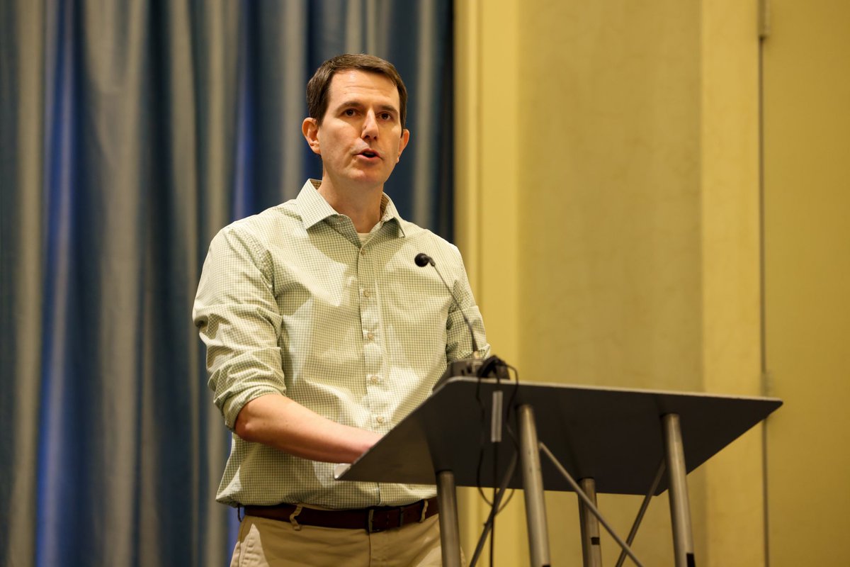 At the adviser luncheon earlier today, JEA and NSPA honored a variety of award winners and celebrated the hard work of the amazing advisers everywhere.