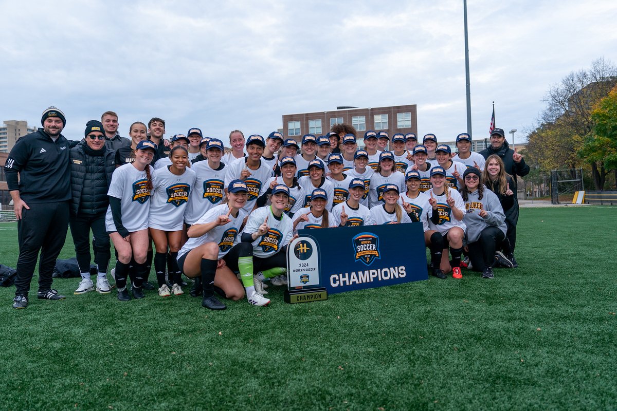 The 2024 #HLWSOC champs, <a href="/MKE_WSoccer/">Milwaukee Women’s Soccer</a> 

#OurHorizon 🌇| #MajorExperiences