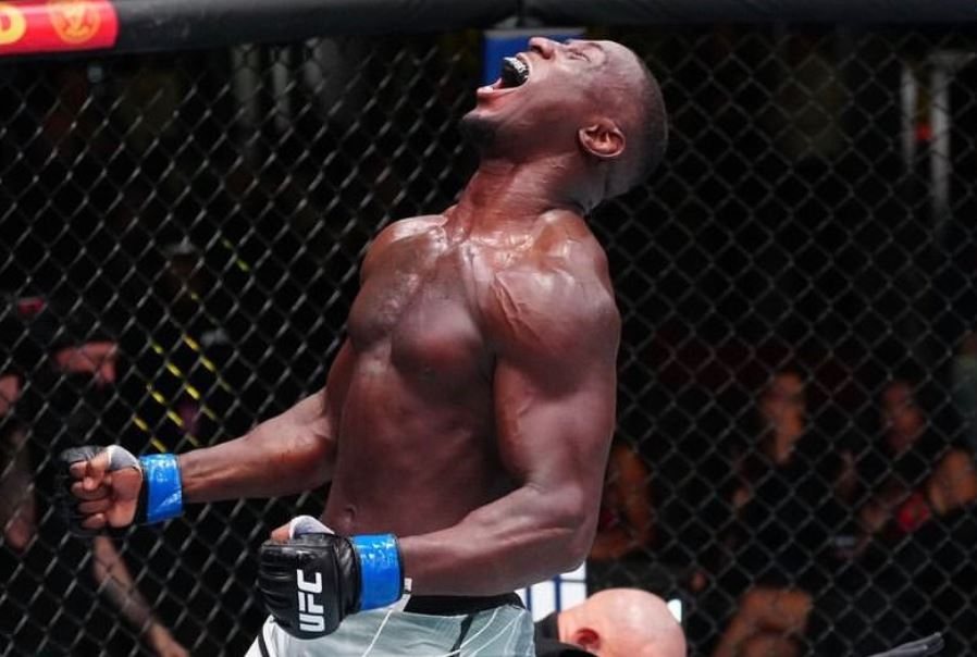 ProdiigyBets's tweet photo. Tresean Gore Under 2.5 (-135) 1.35u ✅
in 1 parlay ✅

#ProdsPicks #UFCVegas100 #GamblingTwitter https://t.co/PoLZYSh79l