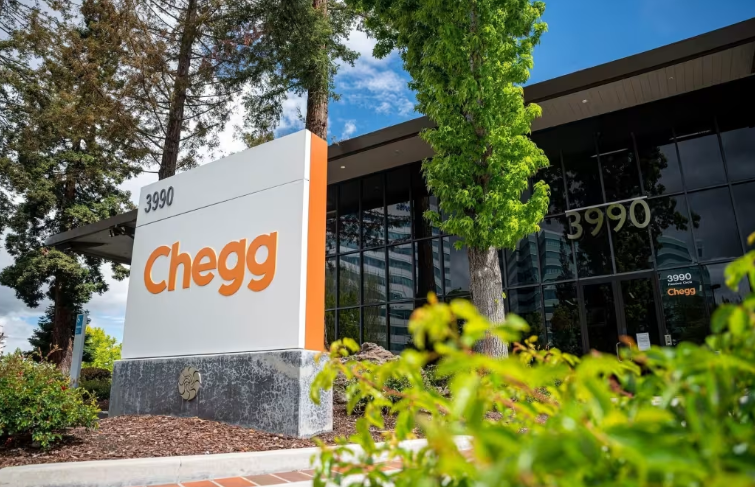 ChrisLevinson's tweet photo. For the past decade, paying for #Chegg was just part of life while the kids were in college. But wow, things have changed! #ChatGPT has shaken up the online education landscape, leading to a massive 99% drop in Chegg’s stock as students now turn to ChatGPT https://t.co/ncJdPAyVbU