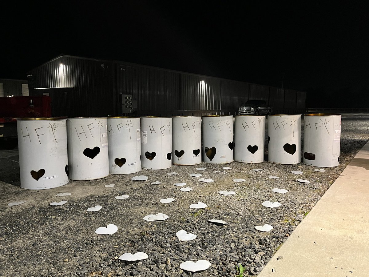 wncheatfairy's tweet photo. Reposting a barrel cutting video for my awesome new followers!

❤️ shape is most efficient, less time than any other shape, and it’s a ❤️

Double bonus.

Enjoy.

Music by Chalwa, friends, used with permission and ❤️ https://t.co/v6ISZBD2GF