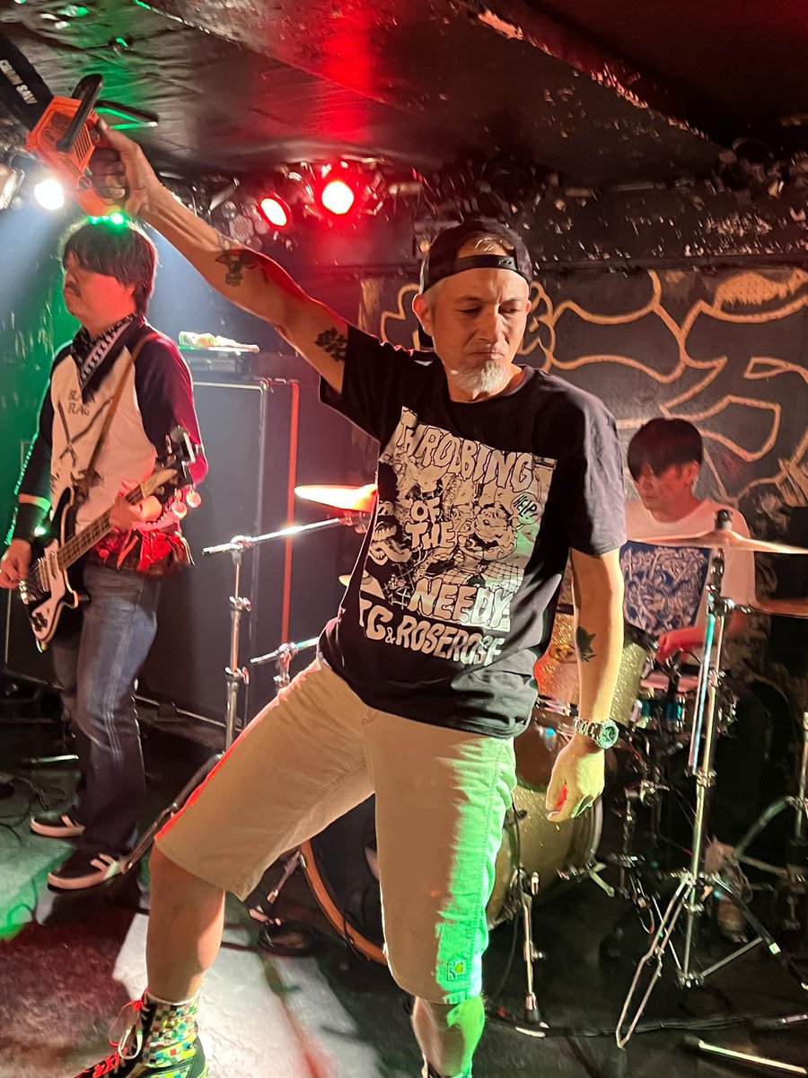 BURSTWIRE's tweet photo. 昨晩二万電圧⚡️SIC⚡️
ありがとうございました！ https://t.co/frbH47iZvF