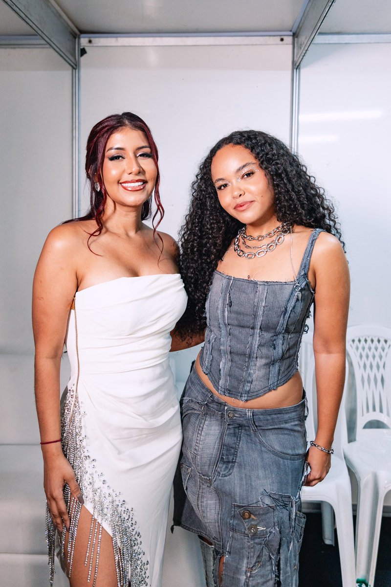 Pra mim, isso é luxo 🤧 <a href="/PriscilaAMusa/">Priscila Senna</a>