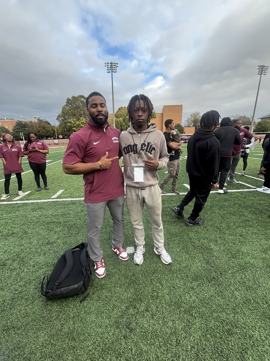 Nadir Mayer (@mayernadir) on Twitter photo Thanks for having me <a href="/coachmathis81/">Terance Mathis</a> <a href="/alecat486/">Coach Al Edwards</a> and the rest of the staff , Loved the words you guys gave out to Us!! #Da’house Thanks for having me <a href="/coachmathis81/">Terance Mathis</a> <a href="/alecat486/">Coach Al Edwards</a> and the rest of the staff , Loved the words you guys gave out to Us!! #Da’house