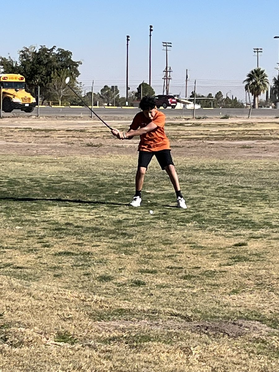 Danny Bustos tweet media