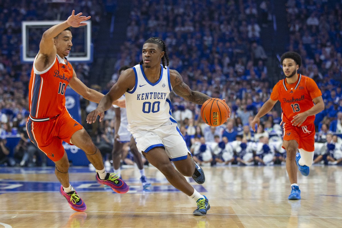 Kentucky leads Bucknell 47-31 at the half.

<a href="/KentuckySports/">Herald-Leader Sports</a> <a href="/KentuckySports/">Herald-Leader Sports</a>
