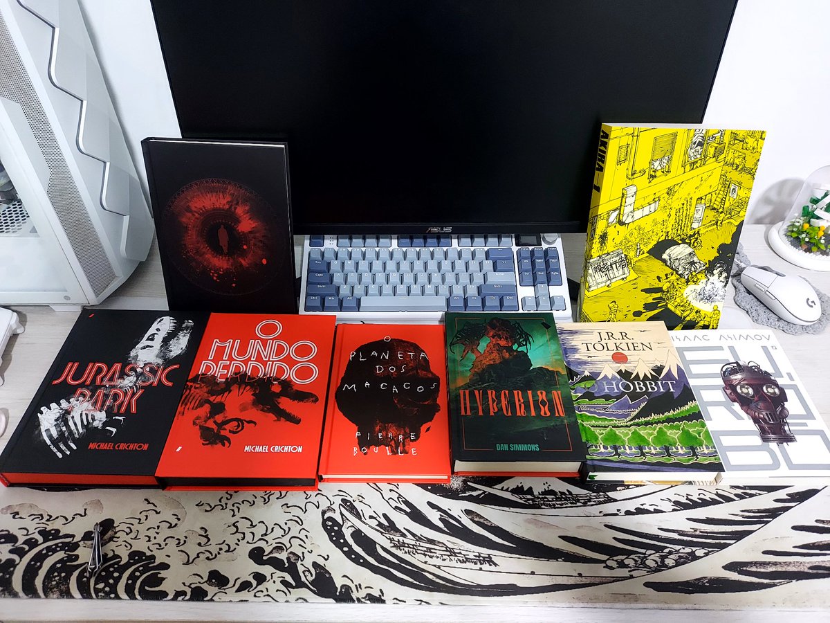 Nunukinho's tweet photo. Meu rim na feira do livro da USP. https://t.co/nudd3IJgKR