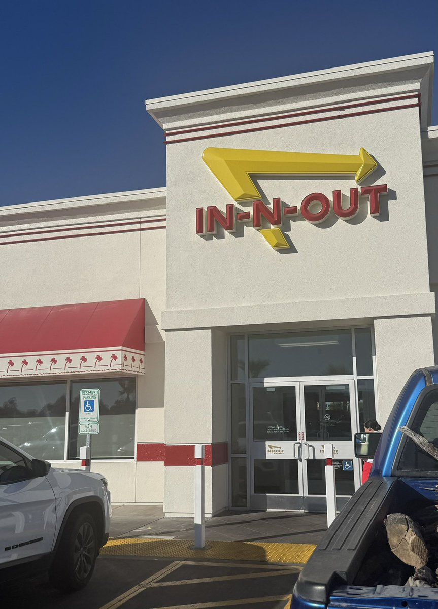 first stop 🤣 #EntSoc24