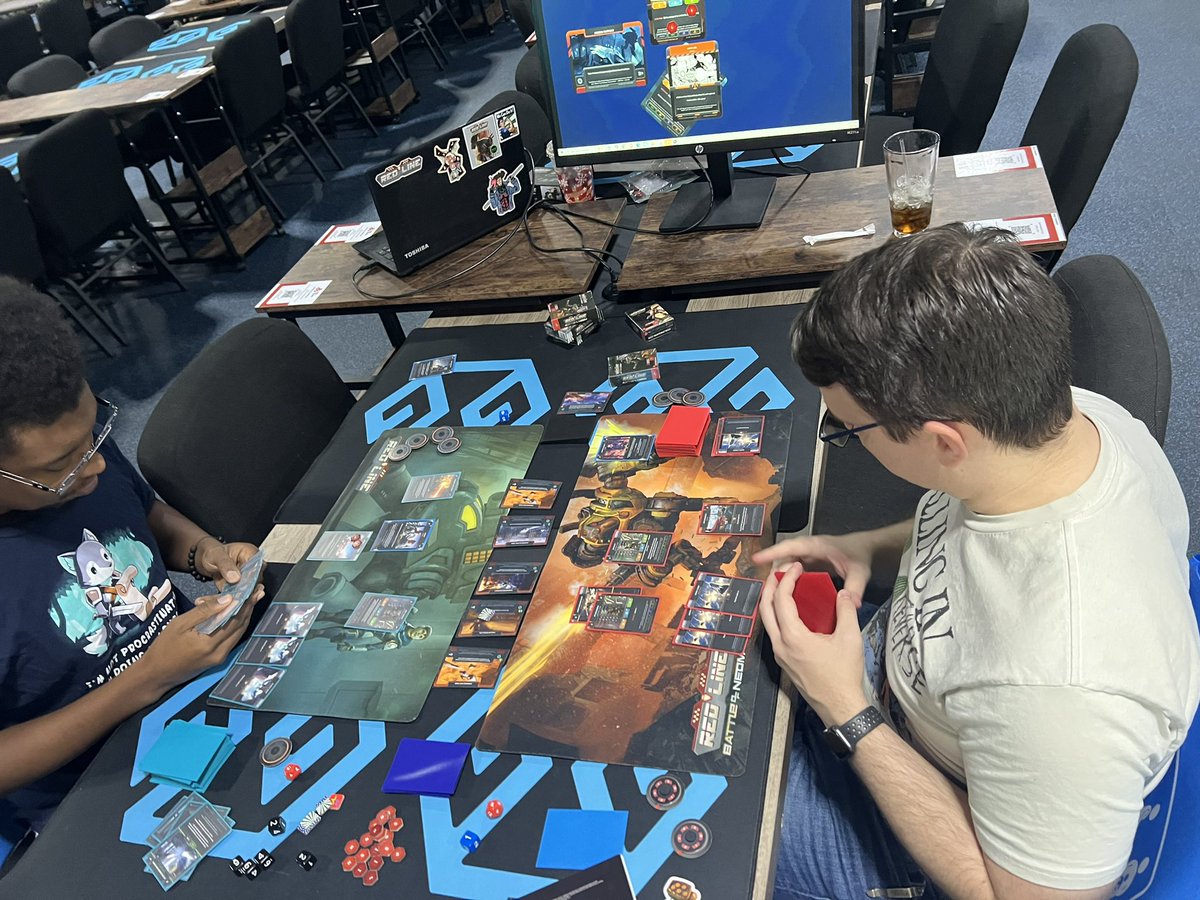 StudiosThrow's tweet image. REDLINE demo today over at @gamersguild 🤓