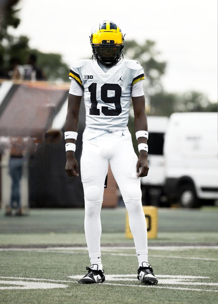 TWH_Chris's tweet photo. Hell, make it $20 million. 

#GoBlue https://t.co/UvM1htGEZ5