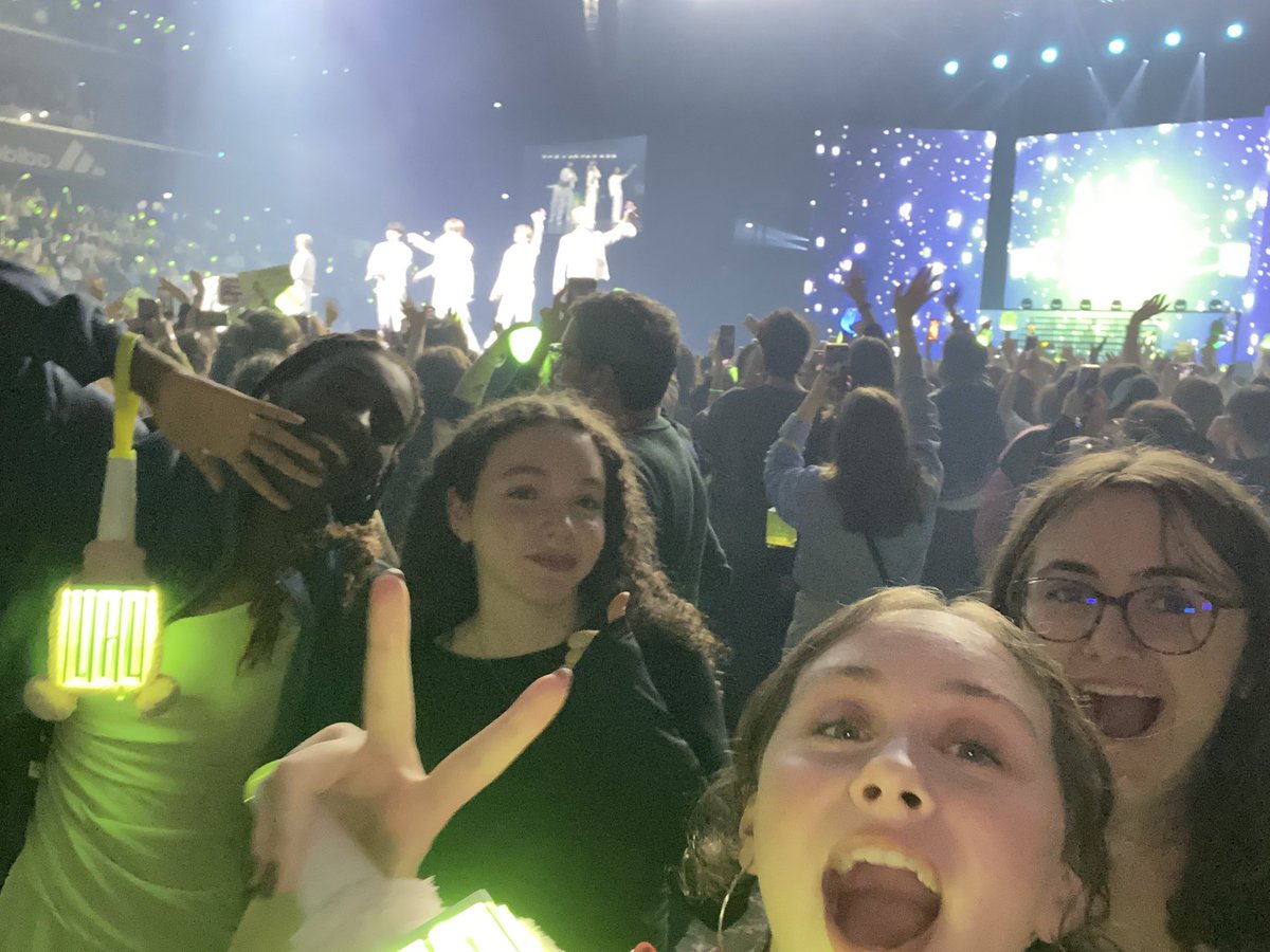 chittaph00n1's tweet photo. ty my dreamies :3

#NCTDREAM_THEDREAMSHOW3_in_Paris #NCTDREAM #nctdreamparis https://t.co/N4u2bVKYsi