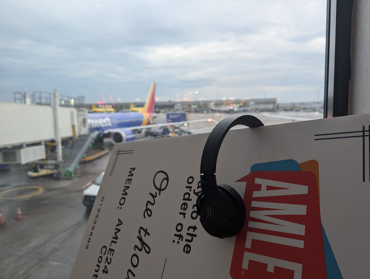 Chet the check is listening to a podcast while preparing to board the plane.  Hope he makes it on ok.  It's a full flight. <a href="/SouthwestAir/">Southwest Airlines</a> <a href="/AMLE/">AMLE</a> #ChettheCheck
