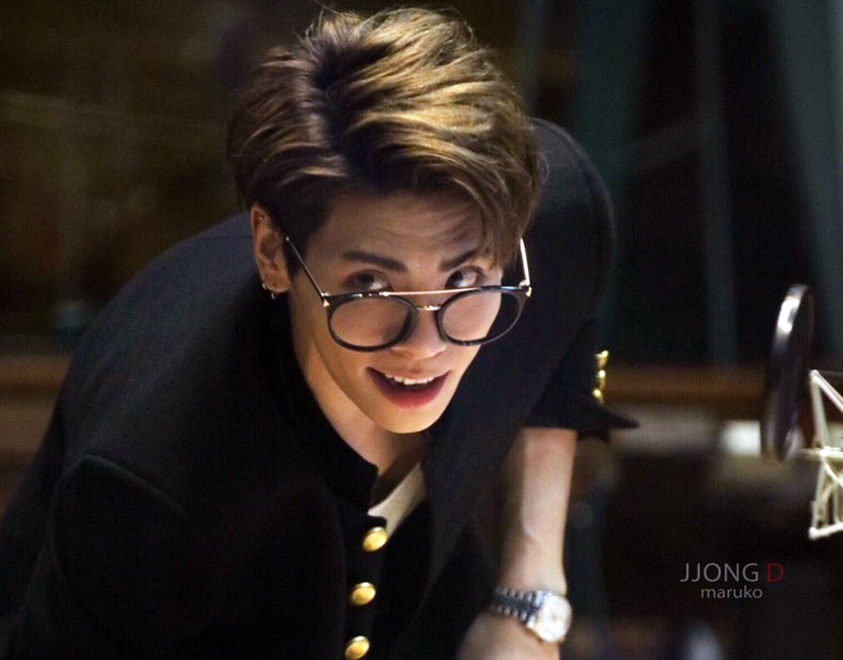 no other man ever looked this ridiculously fine like are you serious