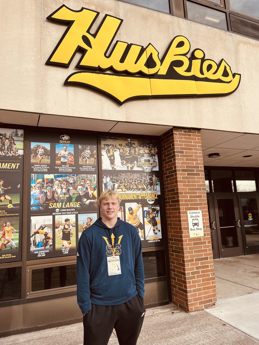 connor_byram's tweet photo. Had a great time at the Michigan Tech game today. Hope to get back up soon! @Coach_Saterstad @DanMettlach @Philbrath https://t.co/LYfM3CFYAz