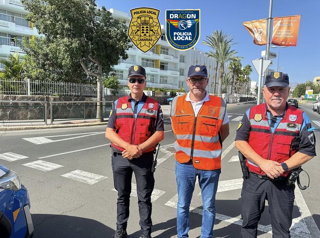 ℹ️ Hoy se ha celebrado el Desfile Caminata #winterpridemaspalomas

✅️ Fundamental trabajo preventivo, el realizado por los componentes de la Unidad de Drones #dragón de #policialocalsbt 

#dronpolicia
#maspalomas➕️segura 
#SanBartolomédeTirajana 
maspalomas.com