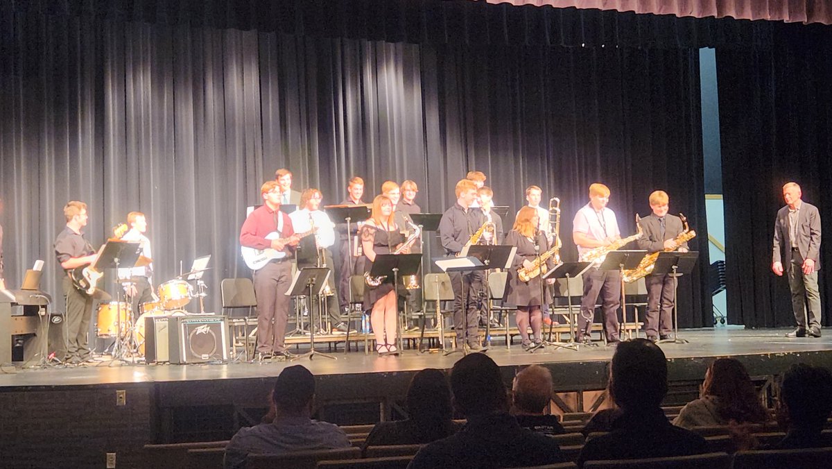 Hesston High Band tweet media