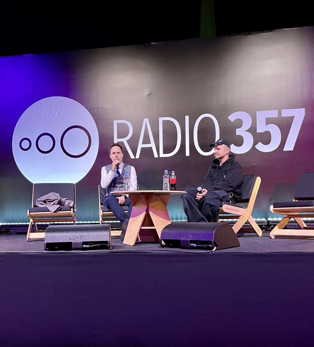 Jolanta_Lessig's tweet photo. Świetna, jak zwykle, rozmowa @patrycjuszwyzga @radio357 z profesorem Andrzejem Draganem o sztucznej inteligencji, podczas festiwalu @insideseaside 👌
#insideseaside #radio357 https://t.co/UDD75gPK1i