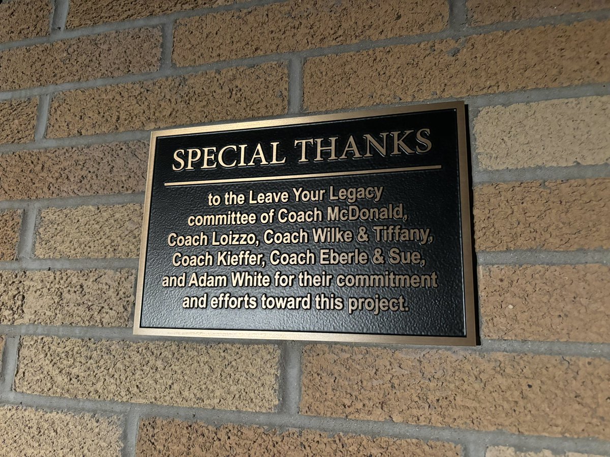 BDBaseball123's tweet photo. Our Leave Your Legacy lights💡signage is up and looks INCREDIBLE. Thank you to our community members, alumni, business &amp; @BDUSD for making this happen 🙌 Go find your name and tag us! https://t.co/dhFnrpb4nI