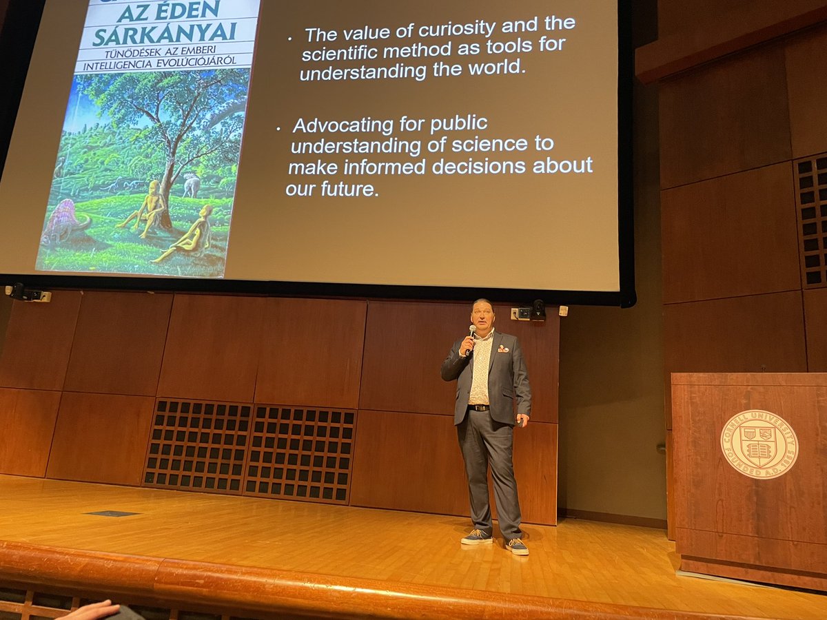 Kitty Gifford (@myndwalk) on Twitter photo Mark Sarvary <a href="/sensitivsci/">Mark A. Sarvary</a> <a href="/CSInst/">Carl Sagan Institute</a> shares the arrival of The Dragons of Eden by Carl Sagan in Hungarian translation to Hungary in 1990. A transformative book that lead to his career in biology. #AdAstra #CarlSagan90 Mark Sarvary <a href="/sensitivsci/">Mark A. Sarvary</a> <a href="/CSInst/">Carl Sagan Institute</a> shares the arrival of The Dragons of Eden by Carl Sagan in Hungarian translation to Hungary in 1990. A transformative book that lead to his career in biology. #AdAstra #CarlSagan90