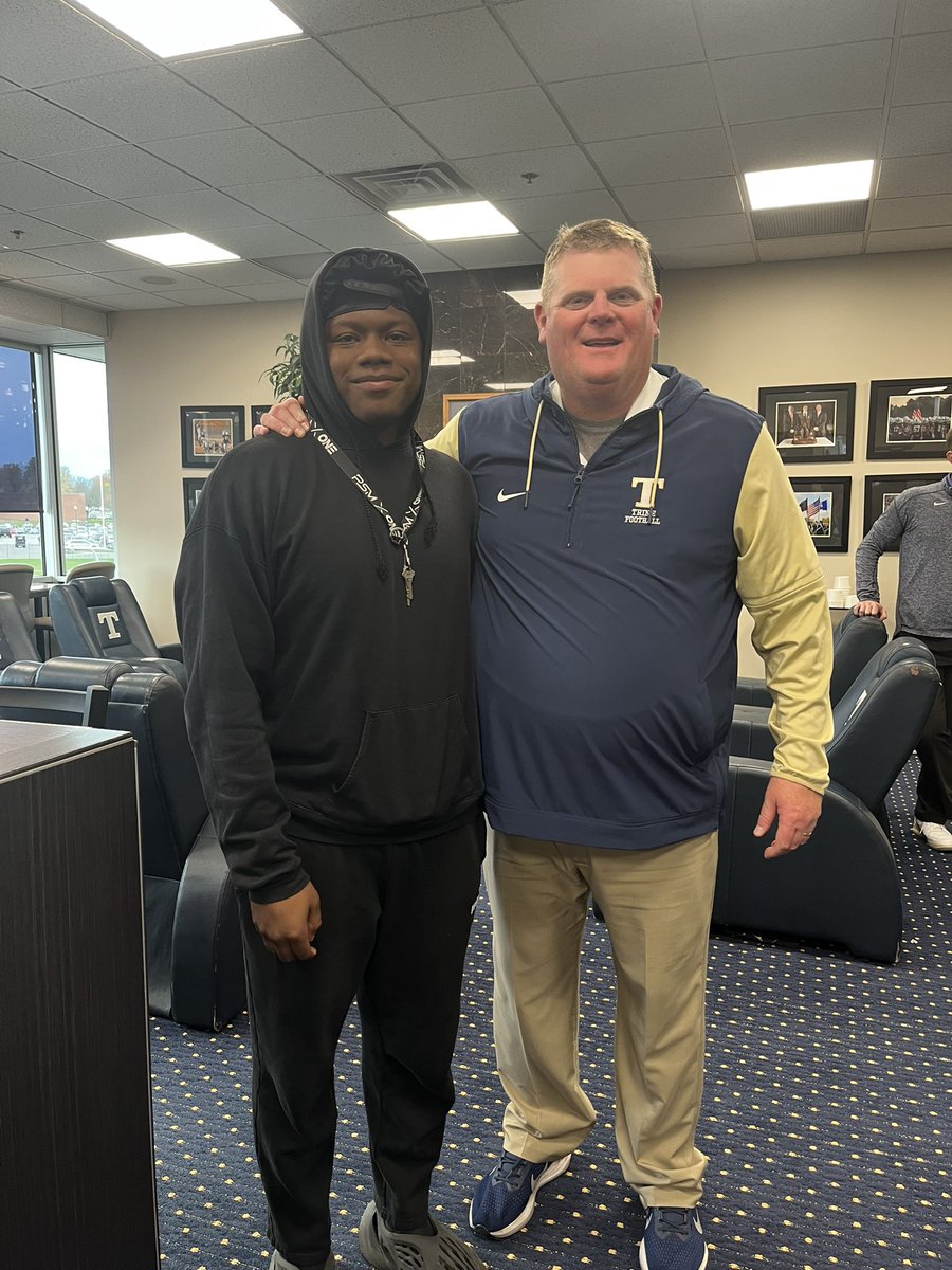 lenahsmartin's tweet photo. Thank you @TrineThunderFB and @CoachAbbs @CoachWilliamsJ for having me today‼️‼️ https://t.co/2HeO6Ards0