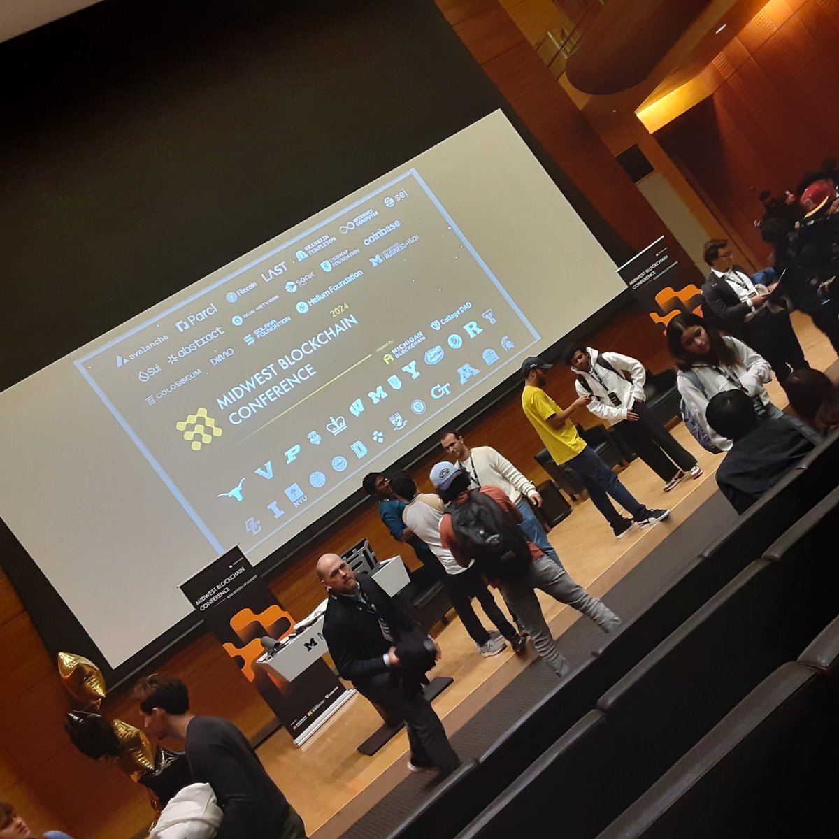 rescueranjazz's tweet photo. #Closing #ceremony at #day2 of the inaugural @MBC_Conference in Ann Arbor, Michigan.   

Learn more at https://t.co/LN04ipAugw

#midwestblockchainconference #IndianaCrypto #Michigan #MBC24 #web3 #MetaverseiDriS #Bitcoin #Solana #Coinbase https://t.co/qlfmO0TPKe
