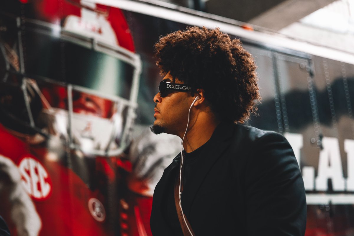 AlabamaFTBL's tweet photo. Let’s go to WORK. 😤 https://t.co/FtgOzkj1hU