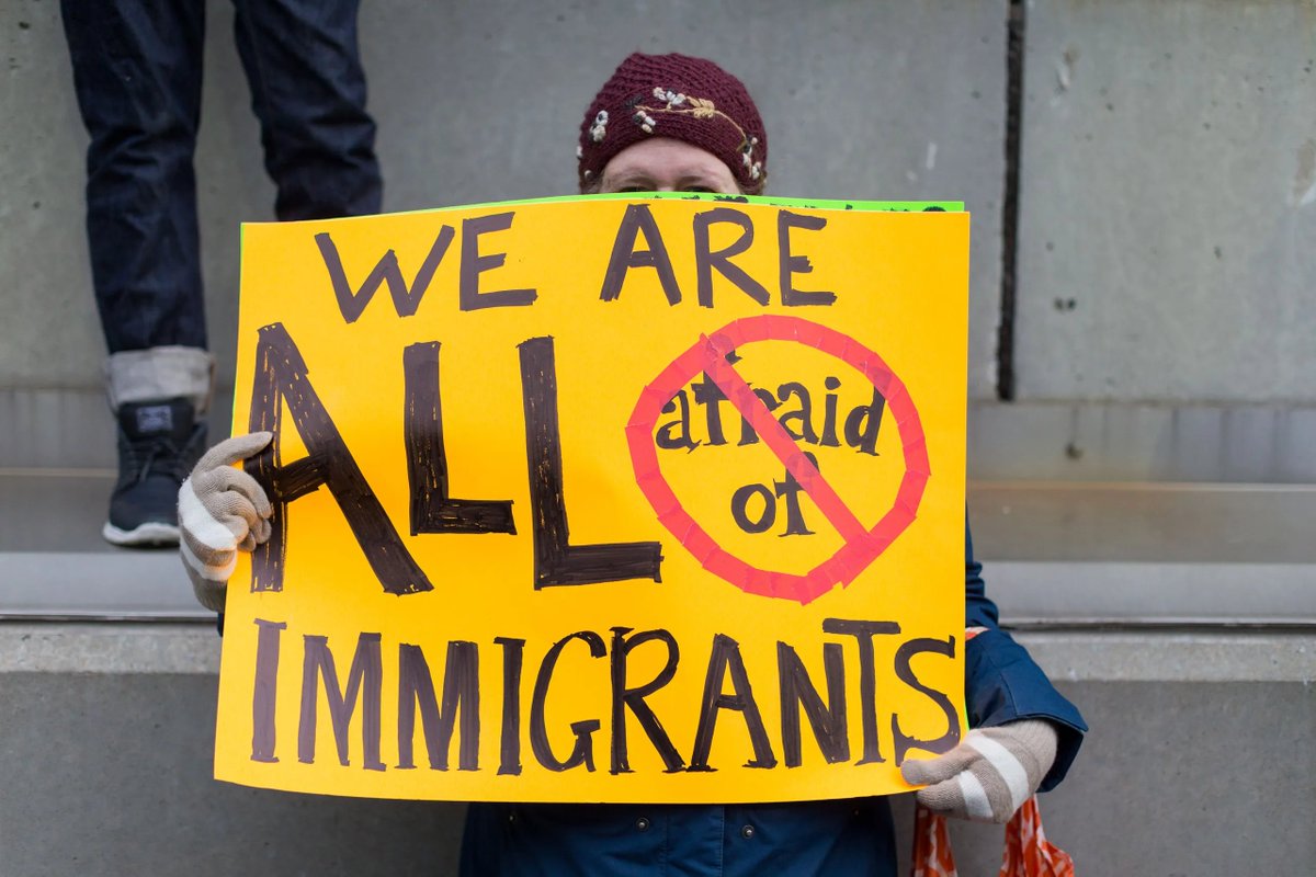 Damaan4u33's tweet photo. Saying you hate immigrants is like saying you hate yourself! Unless you are a native American, guess what MAGA, you are an IMMIGRANT! Wise up AND EDUCATE YOURSELVES! 🙄 https://t.co/fhasJ8O7pN