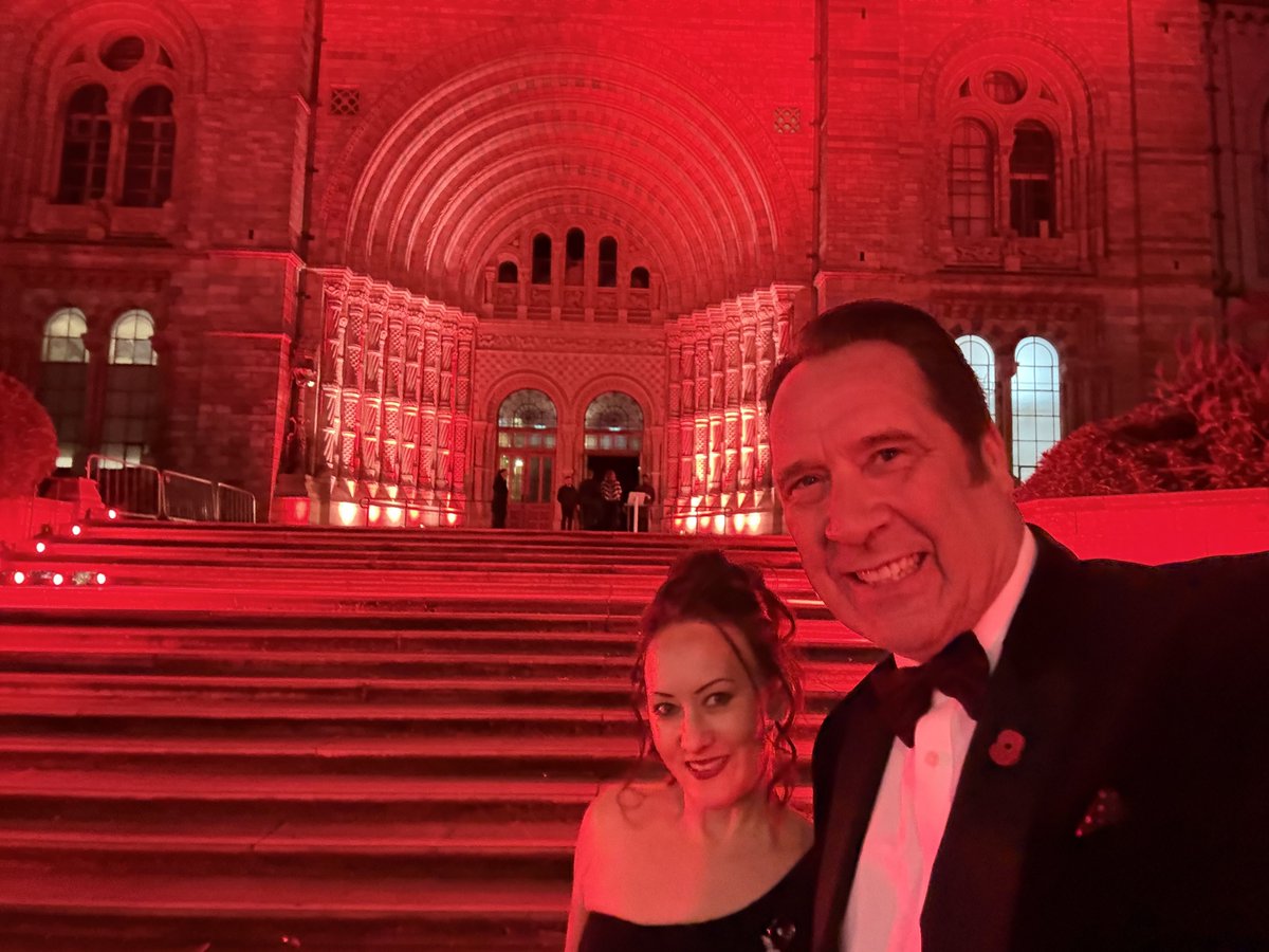FrankieSk8's tweet photo. Lovely evening @NHM_London raising funds and awareness for the #chainofhope charity! Dr Yacoub and his cardiologist saints have helped save soo many childrenโs lives across the world, itโs simply astonishing! https://t.co/ciRgc2YNzW