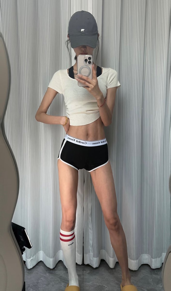 โพ ๐๐ฌ๐ฎ๐ค๐ข tweet media