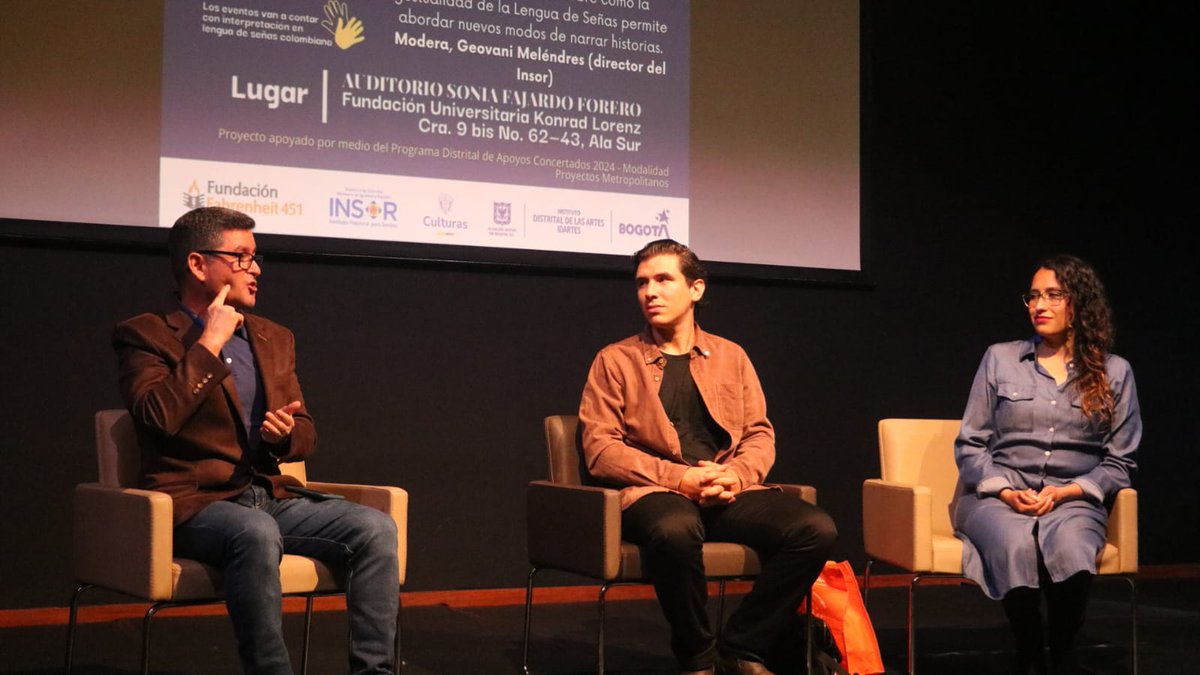 insorcolombia's tweet photo. #InsorTeCuenta | Acompañamos el Festival de Literatura de Bogotá, organizado por la
@FundaciónFarhrenheit451, en el conversatorio "Señalitura: literatura en lengua de señas". En dónde se compartieron experiencias sobre la producción de #literaturaenLSC. 💙#INSOR https://t.co/dTrqzArcc1