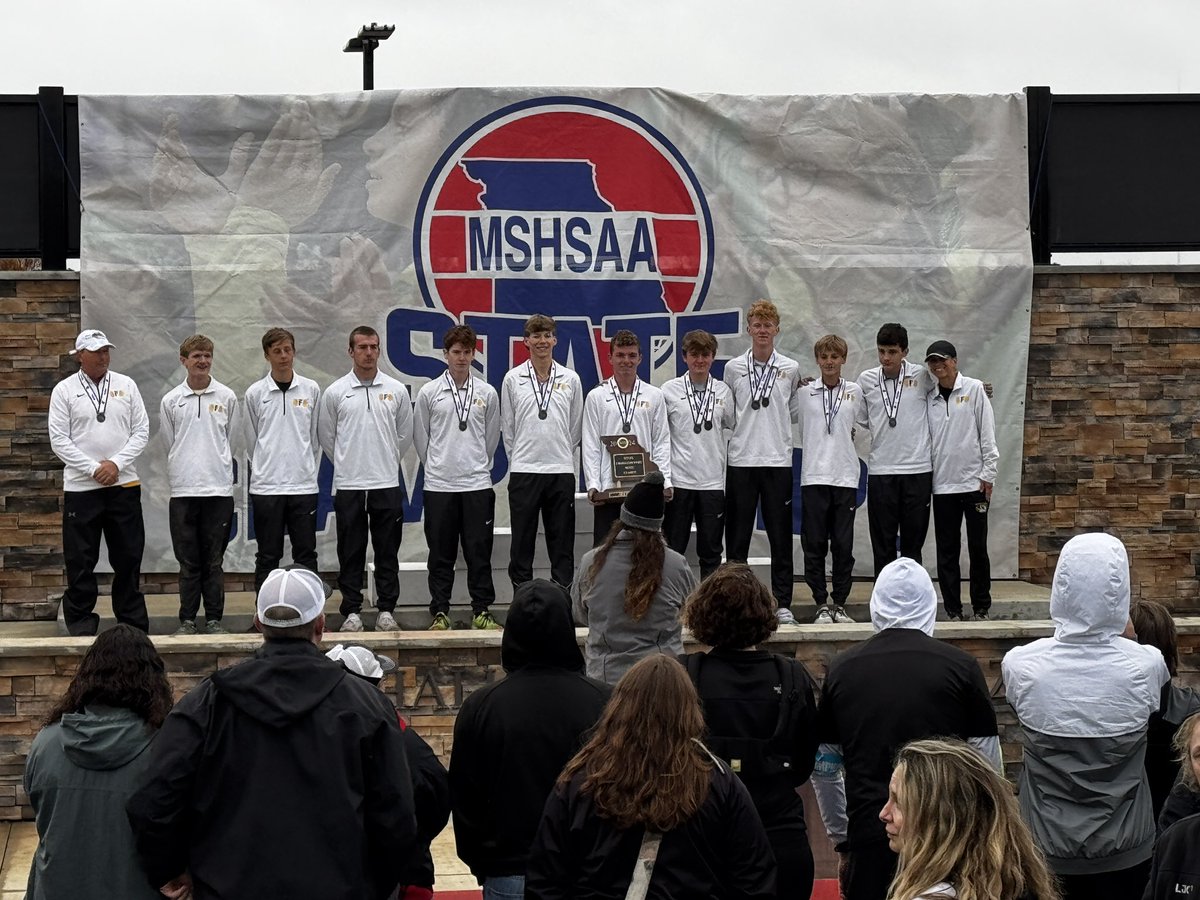 FestusCC's tweet image. The boys finished 2nd today.  Congrats to the Festus State Champion girls team.  Carson Driemeier becomes the boys team 5th individual champion.