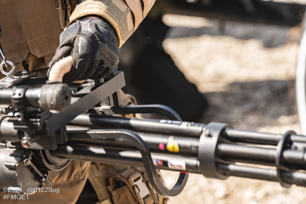 roisin0078's tweet image. #いい銃の日
#ミニガン 

バレル部分に弾速チェック通過のシール❗️
これがエアガンの証😃