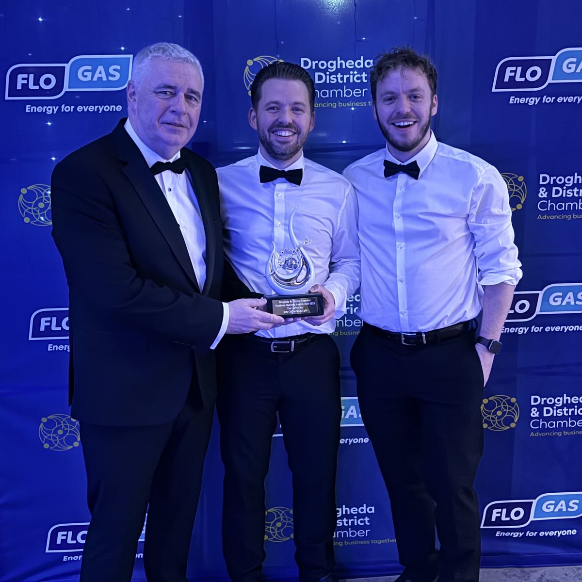 The Coffee Box wins the award for Best Coffeeshop/Café sponsored by <a href="/tirlan_/">Tirlán</a> 
#businessexcellence