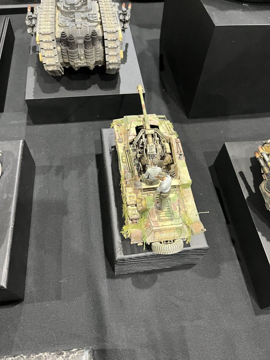 fox74jd's tweet photo. @AdamWatkinson1 I also stopped by four corners, had a really good chat about how to improve painting techniques, starting lighter then going darker.  Seems obvious now. https://t.co/ppDhM26GEz