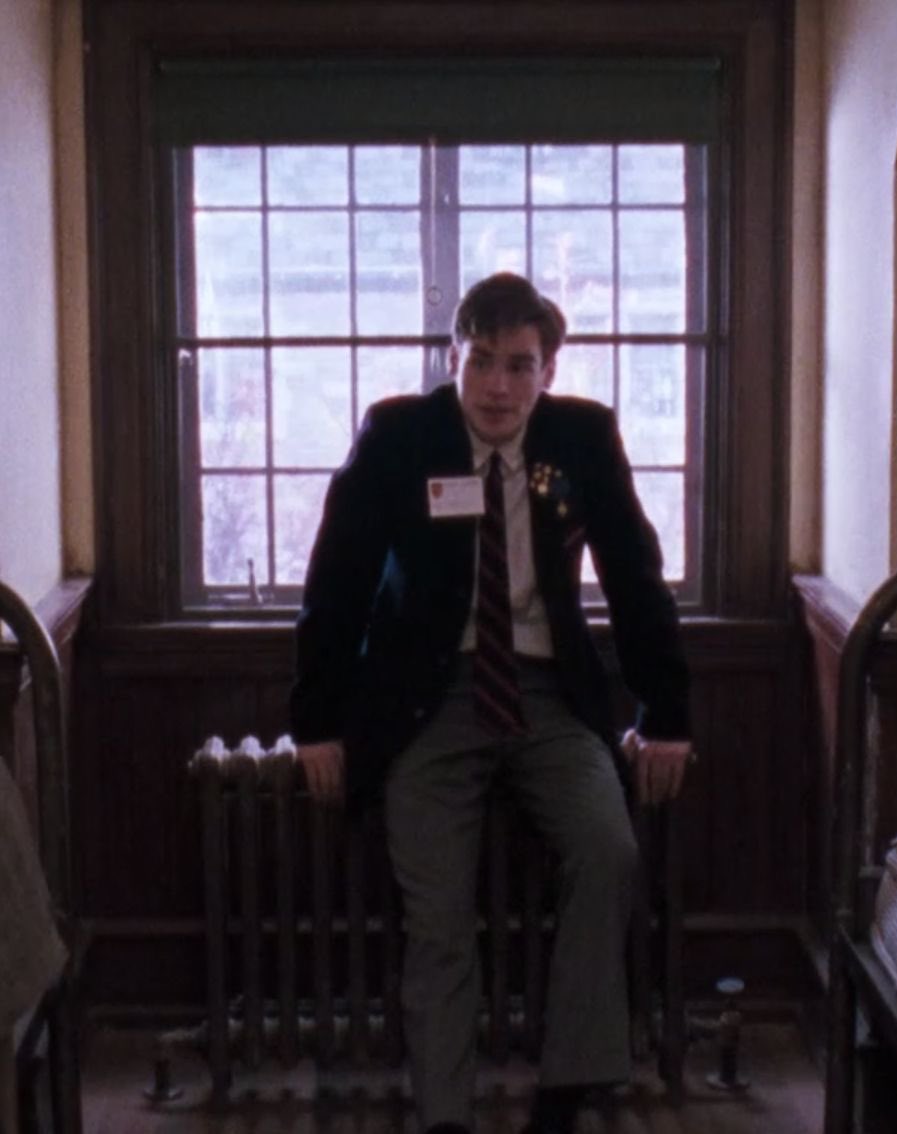 ethanhcwke's tweet image. his whole life was just pure pain fr because there’s no way that it was comfortable to sit there for the longer time