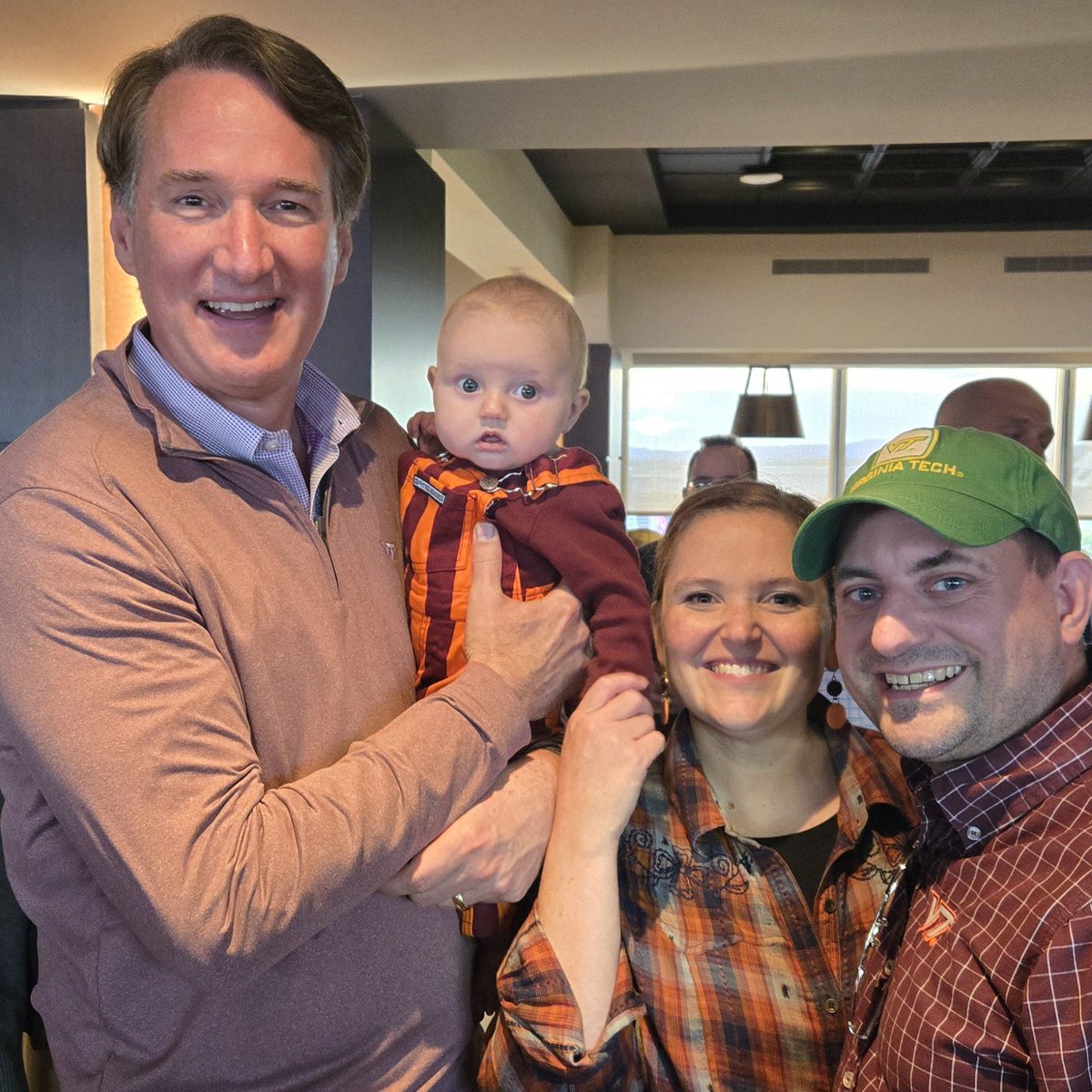 ObenshainChris's tweet photo. Great to have Governor @GlennYoungkin in Blacksburg today for the Hokie game against Clemson. Team O enjoyed celebrating agriculture day at Lane Stadium #VaLovesAg #HoD41 @VaFarmBureau https://t.co/Zk5DxUt7bO