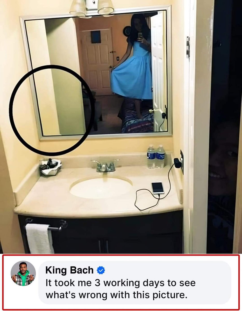 FutureSecure11's tweet image. What is wrong with this picture ??

Baltasar Ebang | Wizkid | MO Salah