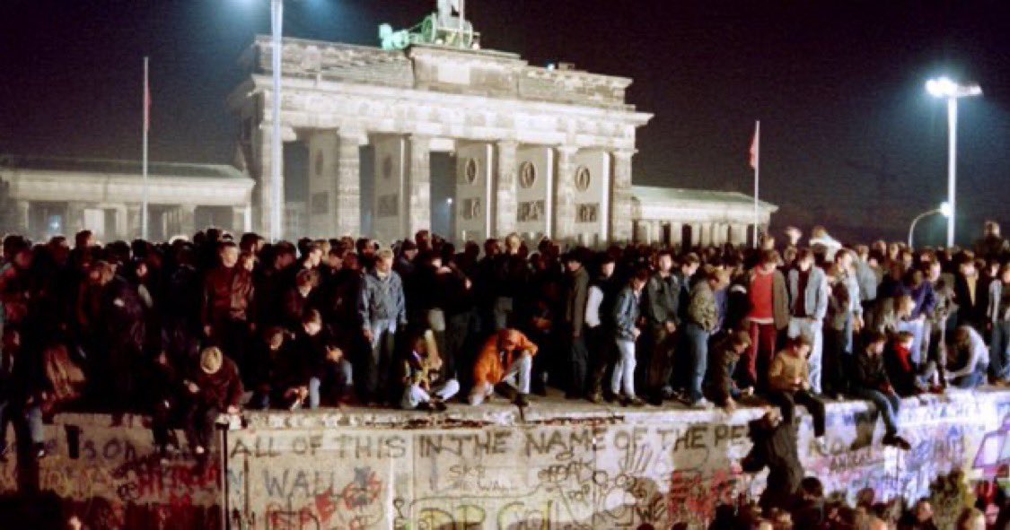 BeschlossDC's tweet image. Berlin Wall opened thirty-five years ago tonight—(photographed two days later): #Malie