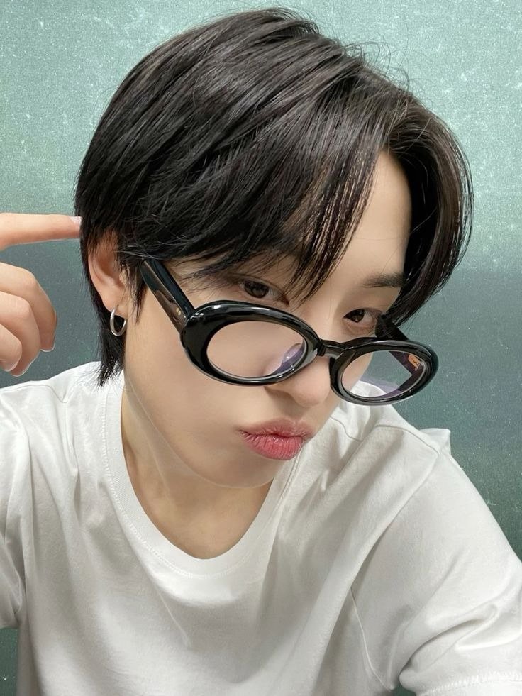 UpdateKBoys's tweet photo. 🎉🎂 Hoje, o Rakwon (ex-ATBO), está completando 21 anos. Parabéns!
Nós desejamos um feliz aniversário, muita saúde e sucesso em sua carreira! 🥳✨
HAPPY RAKWON DAY
#HAPPYRAKWONDAY
#ATBO #에이티비오
#RAKWON #락원 https://t.co/65QhwV7te2