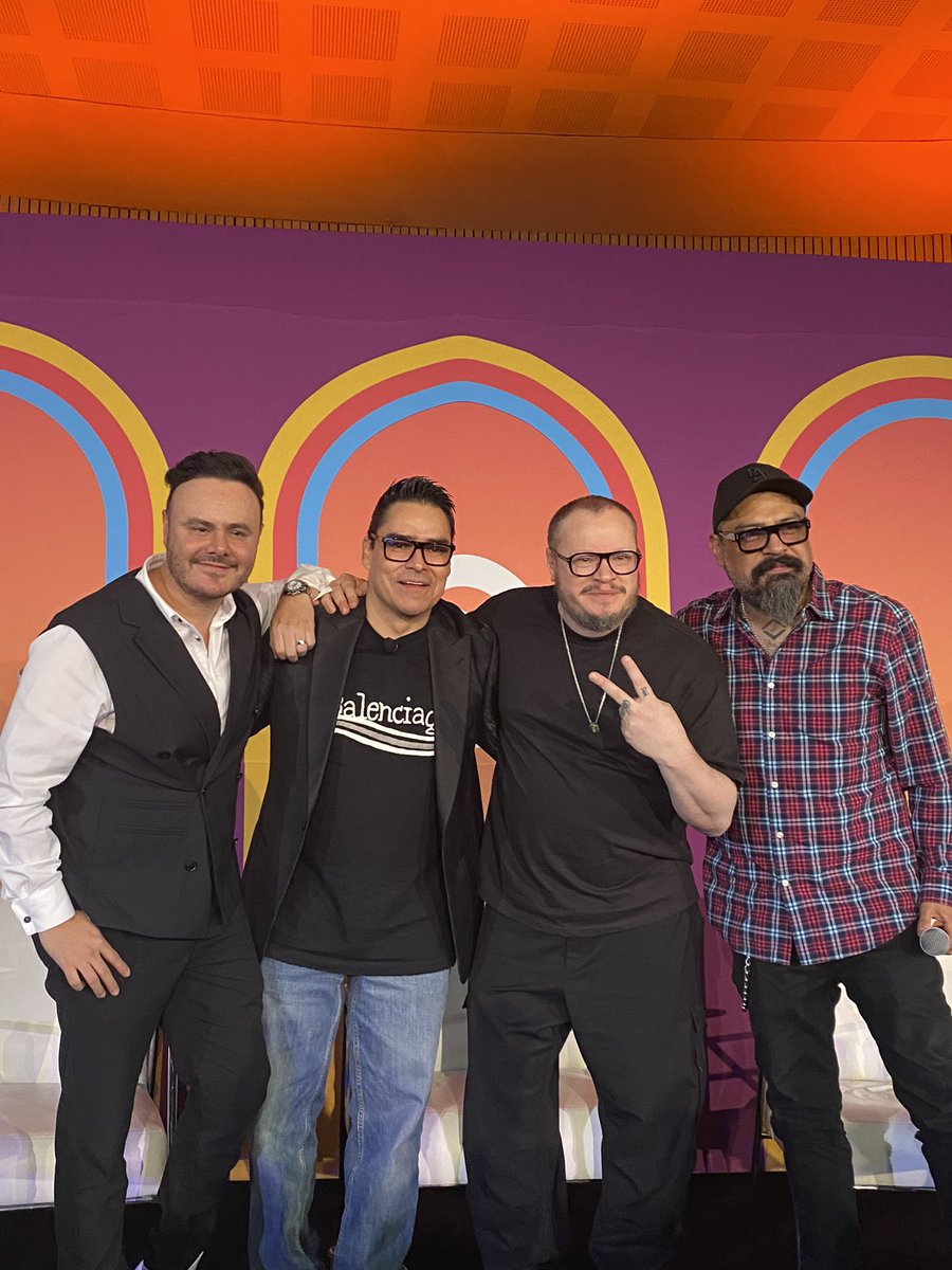 aesquinca's tweet photo. ¡¡ Nos sacamos un 10
@PatyCantu @ShenkaOfficial @LeonelGOficial @JoseLuis_Roma !!
Fue un muy buen panel sobre
#ElPoderDelSonido y la música en el marketing.
#AWLATAM24 #advertisingweeklatam #adweeklatam 2024 @TonesOficial https://t.co/9ObDMjBl71