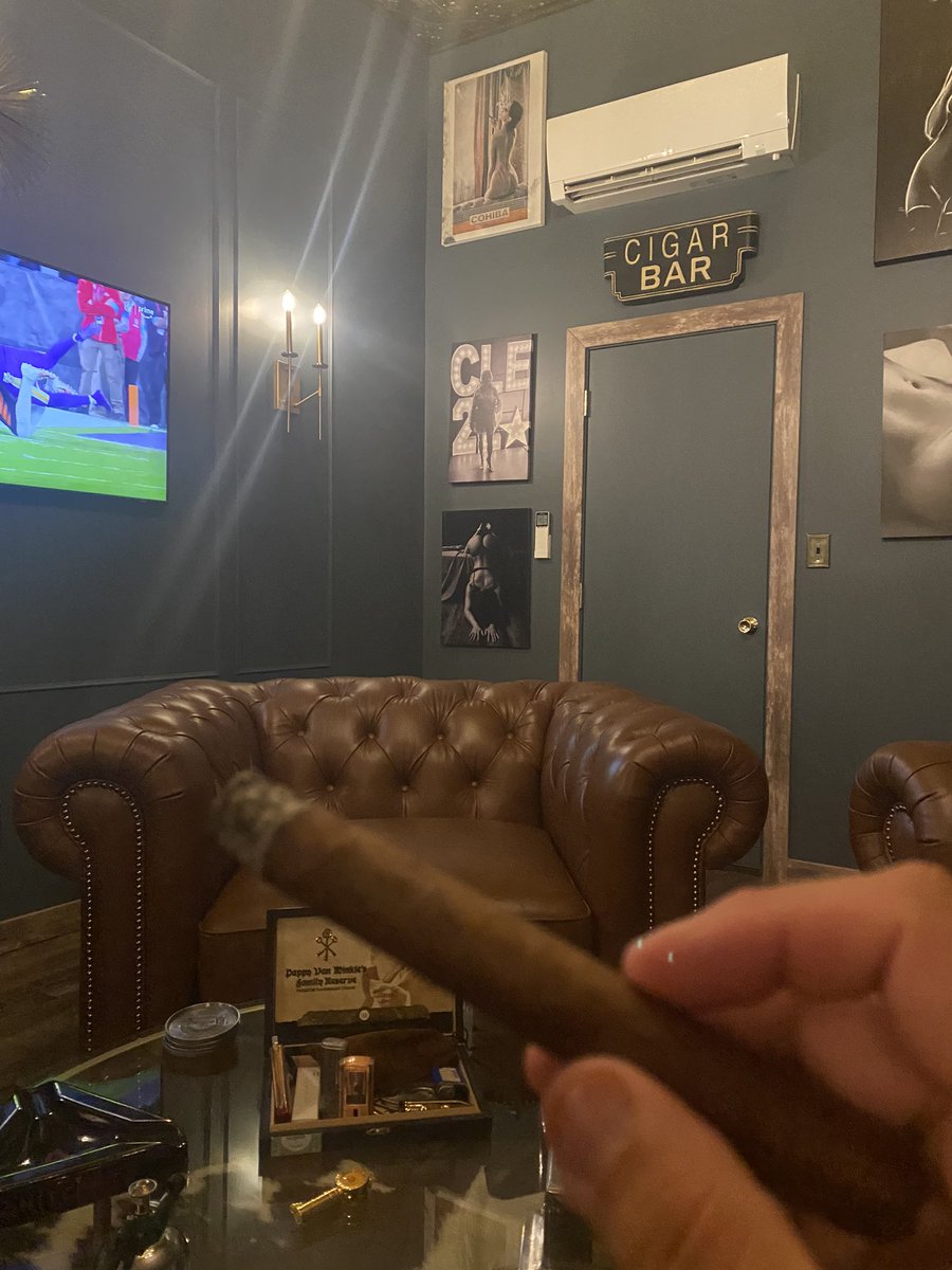 PapaFrank51's tweet photo. TRUMP 47. MT UNION BOOM. TNF.
CIGAR+BOURBON. 
God Bless America 🇺🇸 https://t.co/2X0SZ6xIUU